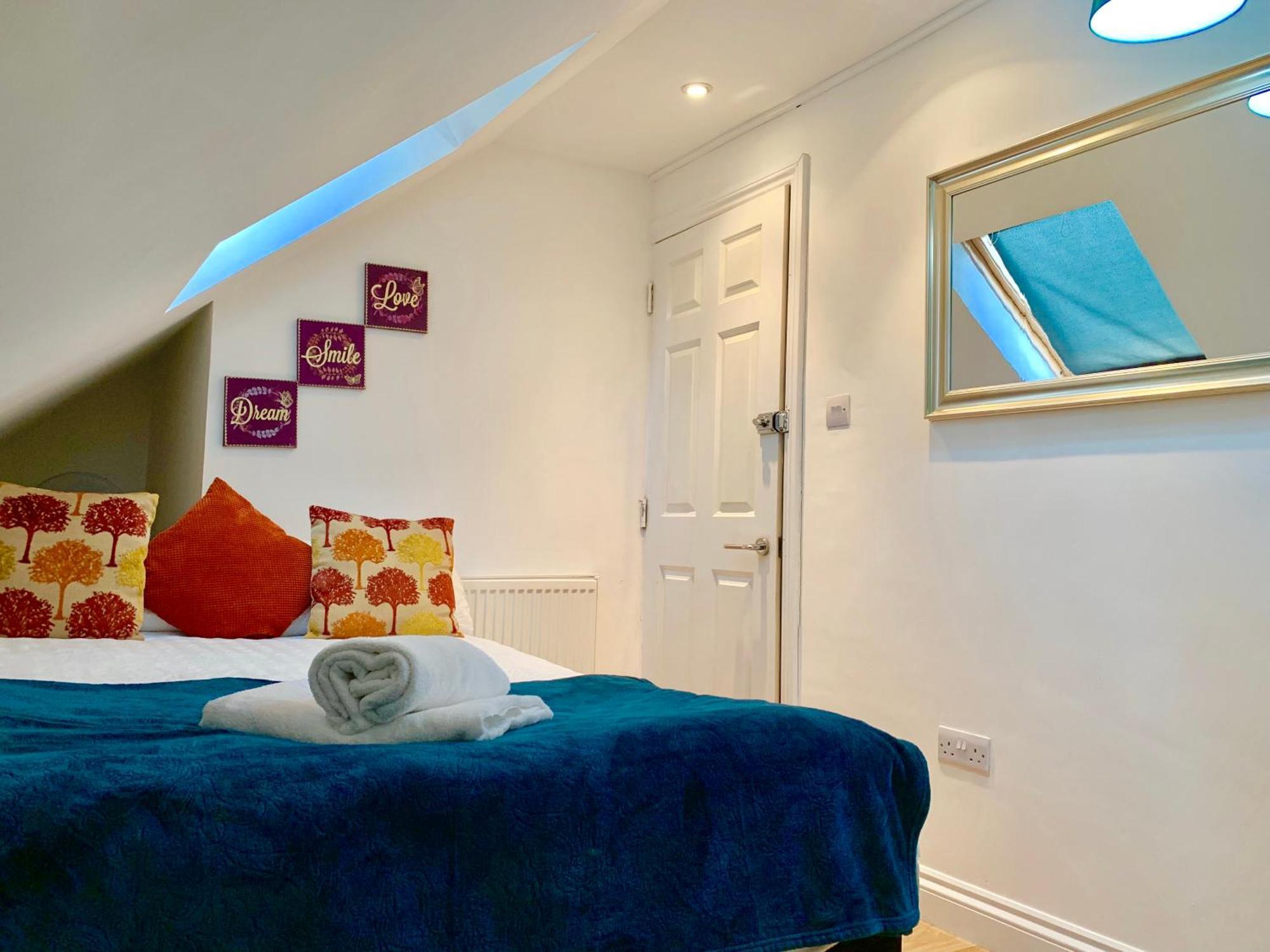 1 Bed Apartment,Recep,Kitchen,Bath Ilford Zewnętrze zdjęcie